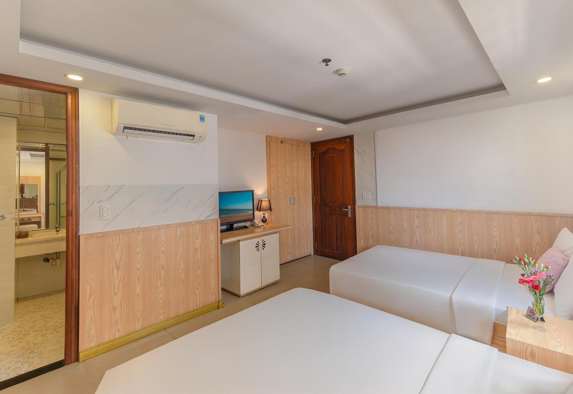 Nang Vang Hotel Nha Trang Exterior foto
